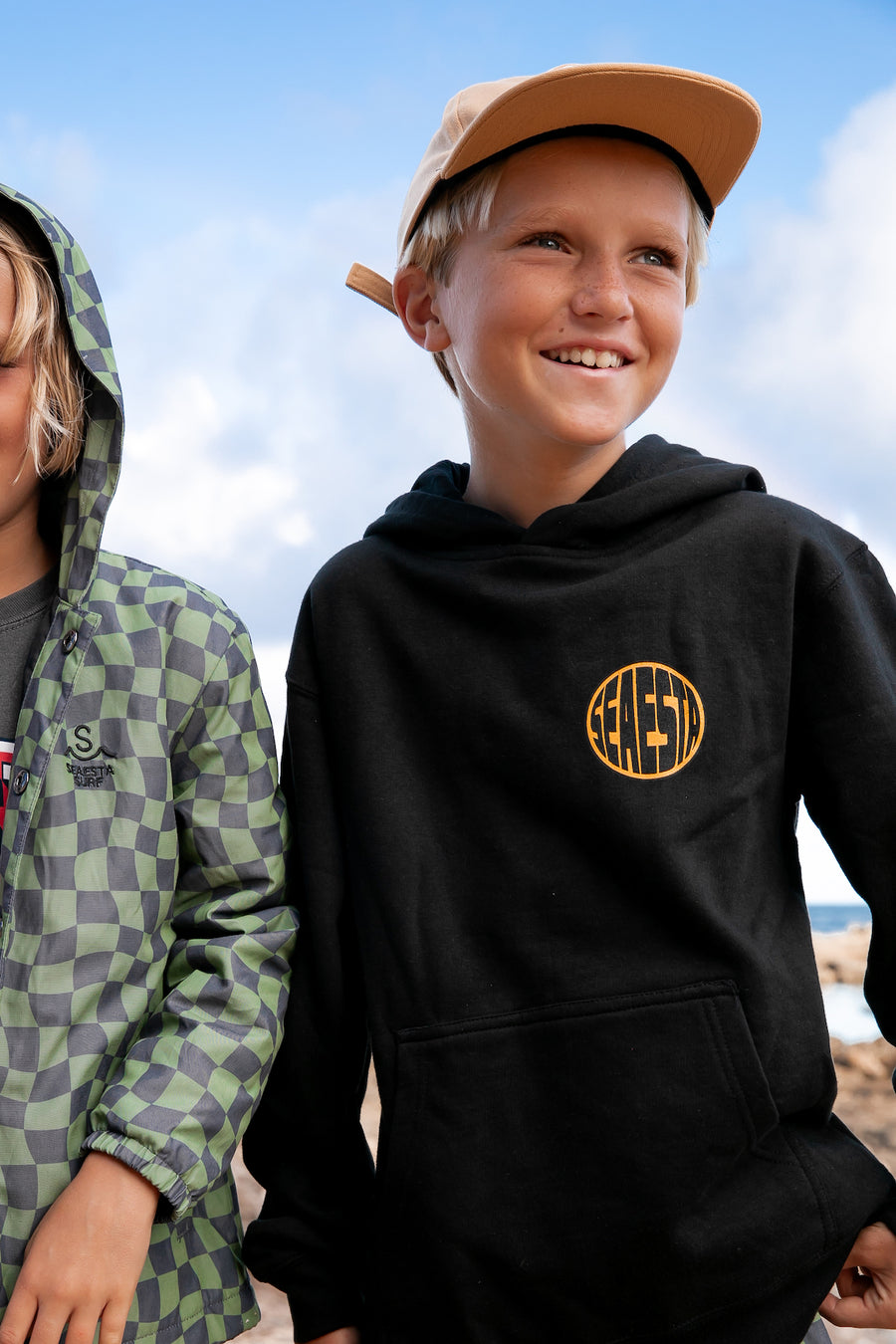 Seaesta Surf Globe Hoodie / Youth / Gold