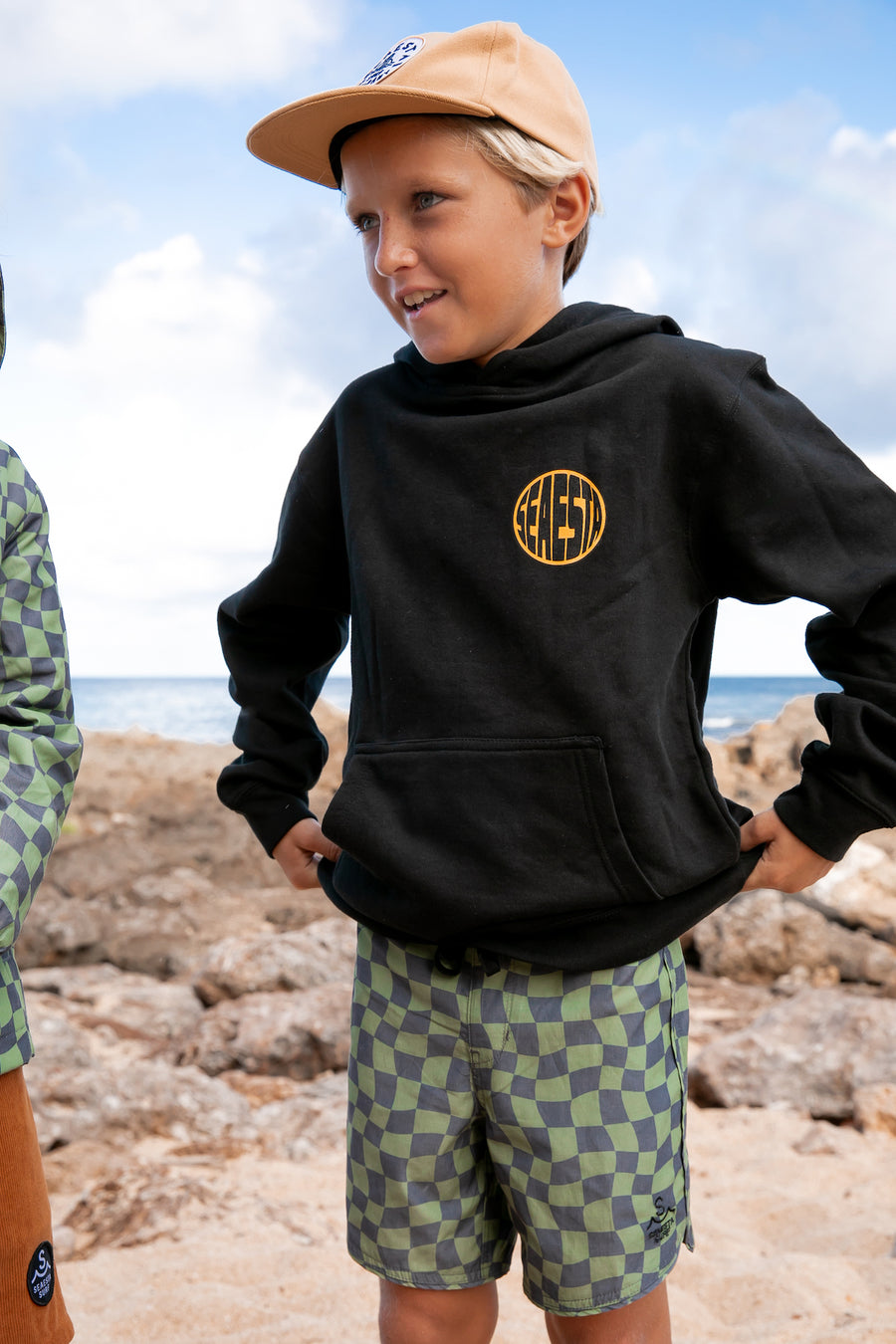 Seaesta Surf Globe Hoodie / Youth / Gold