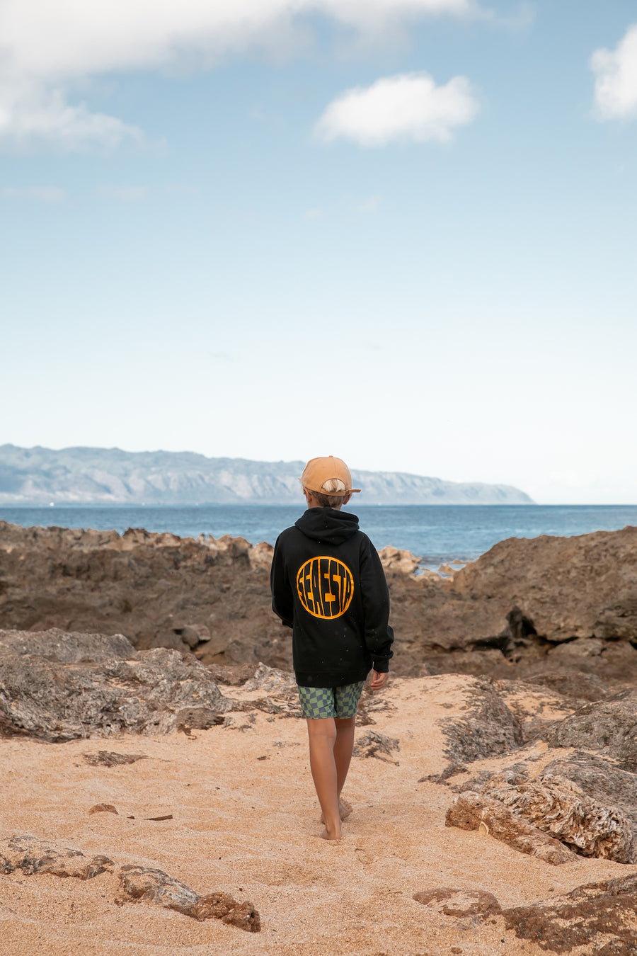 Seaesta Surf Globe Hoodie / Youth / Gold